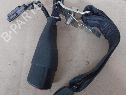 Used Seat buckle TOYOTA YARIS (_P13_) 1.4 D (NLP130_, NLP130) (90 hp) 24759106