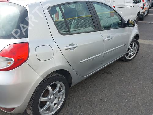 Radio RENAULT CLIO III (BR0/1, CR0/1) 1.2 16V | BP30176923E6