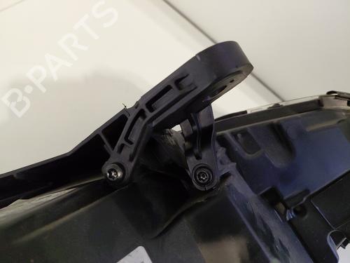 Left headlight RENAULT CLIO V (B7_) 1.0 TCe 90 (B7MT) | BP32423604C28