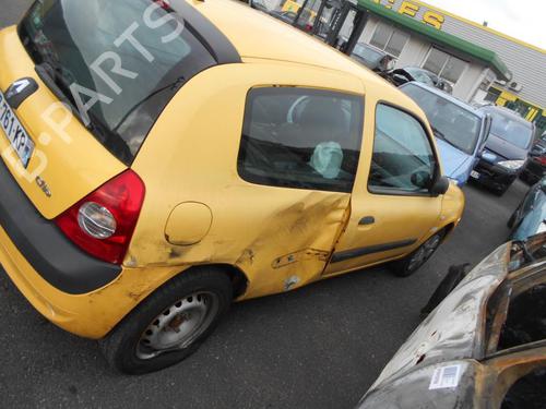 Used Parts RENAULT CLIO II (BB_, CB_) 1.5 dCi (57 hp) 2408119