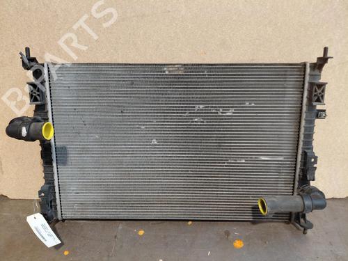 Used Water radiator Water radiator 38012428 38012428