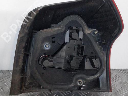 Used Left taillight TOYOTA COROLLA (_E12_) 1.6 VVT-i (ZZE121_, ZZE121R) (110 hp) 24740486