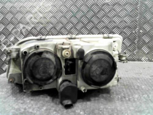 Right headlight VOLVO V40 Estate (645) 1.9 DI | BP24752262C29 