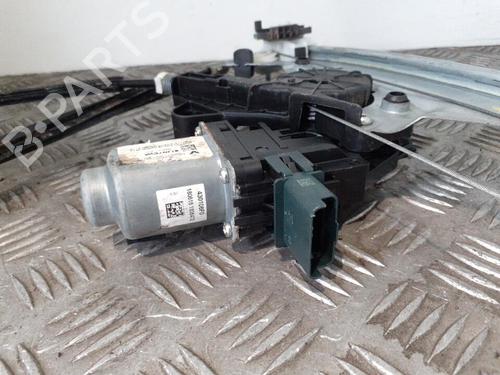 Used Front right window mechanism RENAULT MEGANE IV Hatchback (B9A/M/N_) 1.5 dCi 90 (B9A1) (90 hp) 24756535