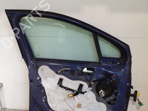 Used Left front door Left front door 24764379 24764379