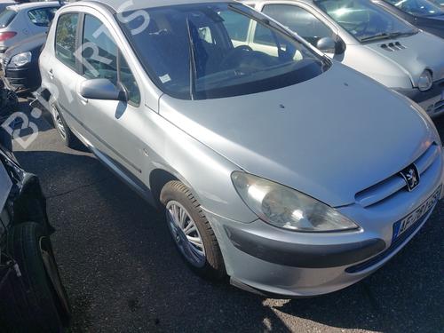 Right headlight PEUGEOT 307 (3A/C) 2.0 HDi 110 | BP29251455C29 