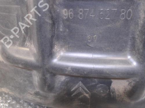 Used Wheel arch CITROËN C4 II (NC_) 1.6 HDi 90 (92 hp) 24764891