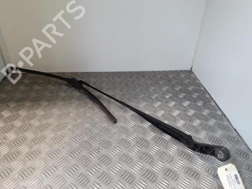 Used Front windshield wiper arm CITROËN JUMPER II Van 2.2 HDi 130 (130 hp) 24751382