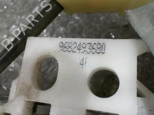 Used Front right window mechanism Front right window mechanism 24742958 24742958