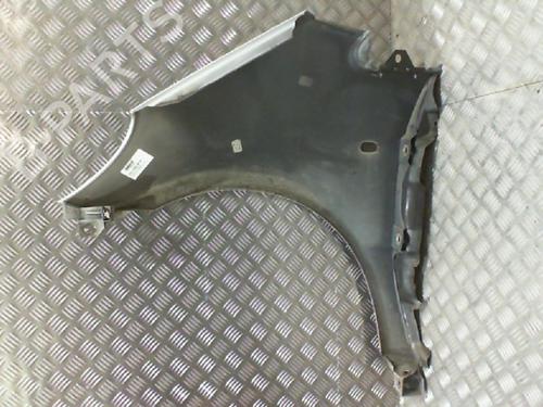 Used Right front fenders MERCEDES-BENZ A-CLASS (W168) A 160 (168.033, 168.133) (102 hp) 24742803