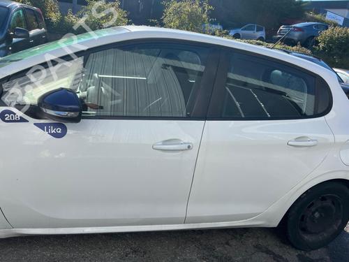 Left rear door PEUGEOT 208 I (CA_, CC_) 1.2 VTI 82 | BP30692435C4