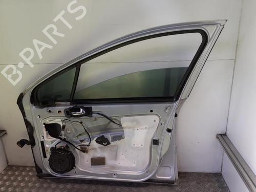 Used Right front door Right front door 24756510 24756510