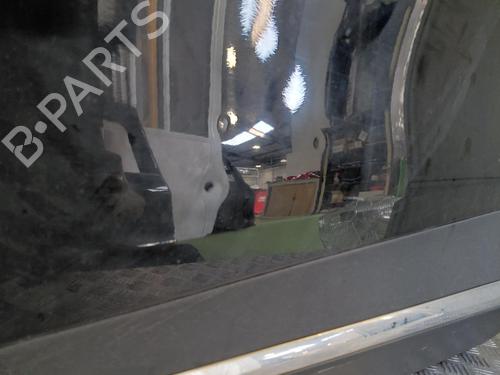 Used Left front door Left front door 38065902 38065902