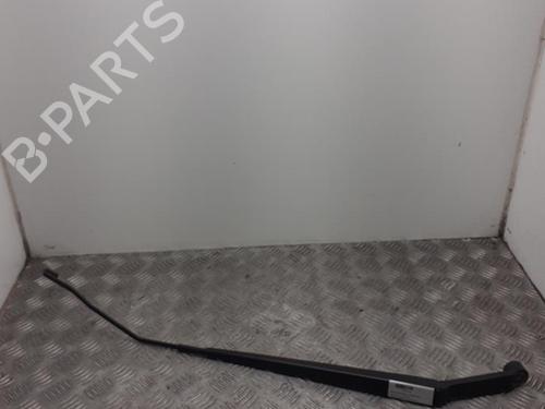 Used Front windshield wiper arm SUZUKI SX4 (EY, GY) 1.6 DDIS (RW416D) (90 hp) 24759339