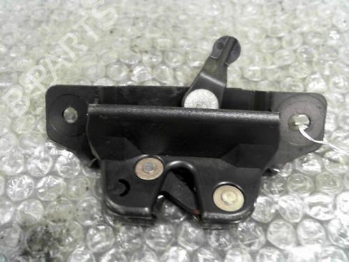 Used Tailgate lock PEUGEOT 106 II (1A_, 1C_) 1.5 D (57 hp) 24763530
