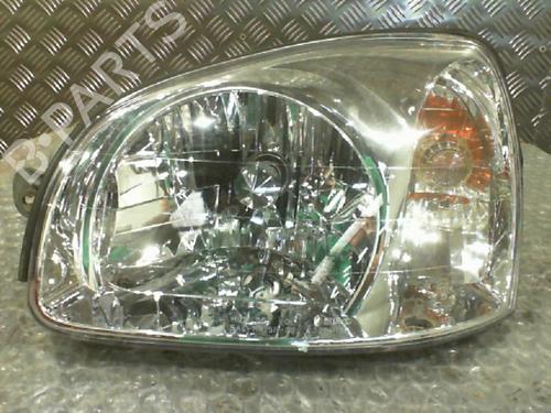 Used Left headlight HYUNDAI SANTA FÉ I (SM) 2.0 CRDi 4x4 (113 hp) 24755928