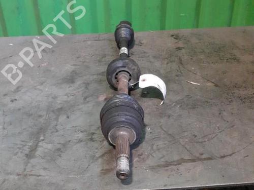 Used Right front driveshaft DACIA SANDERO 1.2 16V (75 hp) 24757535