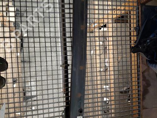 Used Front bumper reinforcement Front bumper reinforcement PEUGEOT 207 (WA_, WC_) 1.4 HDi (68 hp) 24765400 24765400