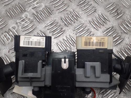 Used Steering column stalk RENAULT SCÉNIC I MPV (JA0/1_, FA0_) 1.9 dCi (JA05, JA1F) (102 hp) 24760009