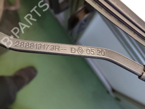front-windshield-wiper-arm-renault-clio-v-b7_-2019-33421010 main image