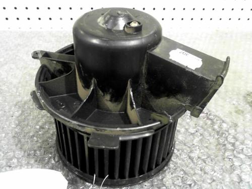Used Heater blower motor VW GOLF VI (5K1) 1.4 TSI (122 hp) 24743835