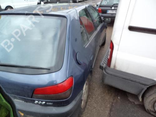 Right mirror PEUGEOT 306 Hatchback (7A, 7C, N3, N5) 2.0 HDI 90 | BP24758480C27 