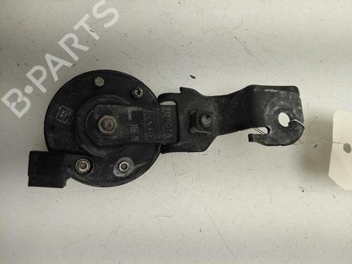 Horn Horn TOYOTA YARIS (_P13_) 1.5 Hybrid (NHP130_, NHP130) (101 hp) 39894865 39894865