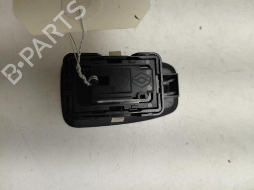 Høyre Foran elrute bryter Høyre Foran elrute bryter RENAULT CLIO V (B7_) 1.0 TCe 100 (B7MT) (101 hp) 36873598 36873598