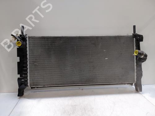 Used Water radiator BMW X2 (F39) sDrive 18 d (150 hp) 32366089