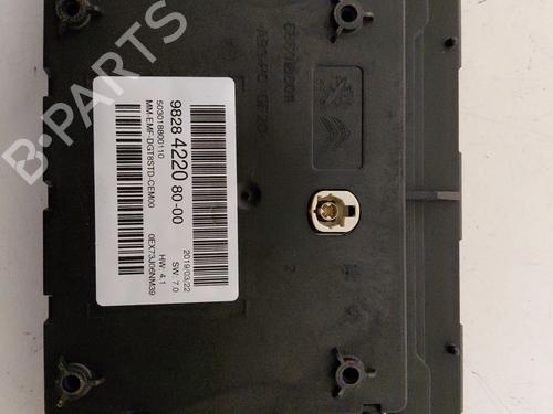 display-monitor-citroen-berlingo-box-bodympv-k9-2018-27679680 main image