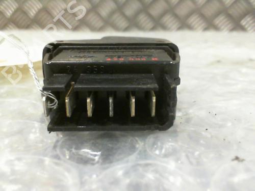 Right front window switch RENAULT MEGANE I Coach (DA0/1_) 1.4 16V (DA0D, DA1H, DA0W, DA10) | BP24762401I26