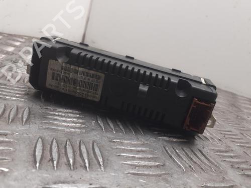 Used Display monitor Display monitor PEUGEOT 207 (WA_, WC_) 1.4 HDi (68 hp) 24748992 24748992