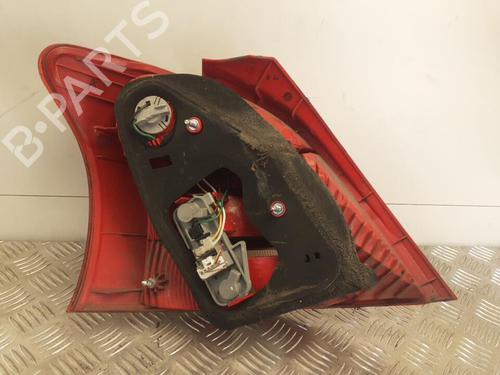 Used Right taillight Right taillight TOYOTA YARIS (_P9_) 1.0 VVT-i (KSP90_, KSP90R) (69 hp) 24740210 24740210