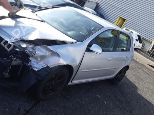 Right taillight VW GOLF V (1K1) 1.9 TDI | BP24754642C35 