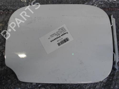 Fuel flap DACIA SANDERO II TCe 90 (B8M1, B8MA, B8AC) | BP24764818C131 