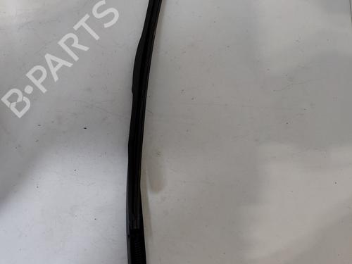 front-windshield-wiper-arm-lexus-is-ii-_e2_-2005-2006-2007-2008-2009-2010-2011-2012-2013-29356225 main image