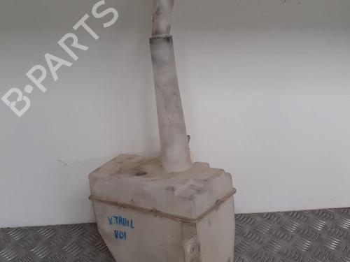 Used Windscreen washer tank NISSAN X-TRAIL I (T30) 2.2 dCi 4x4 (136 hp) 24751127
