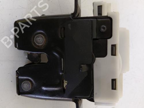 Used Tailgate lock RENAULT CLIO III (BR0/1, CR0/1) 1.5 dCi (BR17, CR17) (86 hp) 30409121