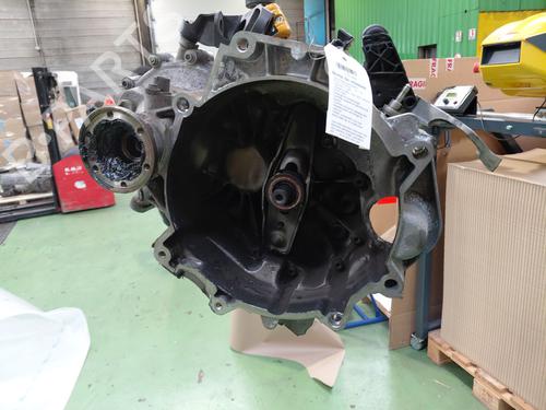 Gearkasse VW POLO V (6R1, 6C1) 1.2 (70 hp) 29144253