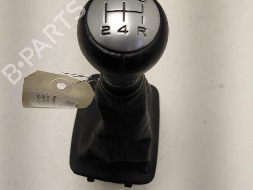 Used Shift knob Shift knob PEUGEOT 206 Hatchback (2A/C) 1.4 HDi eco 70 (68 hp) 40602622 40602622