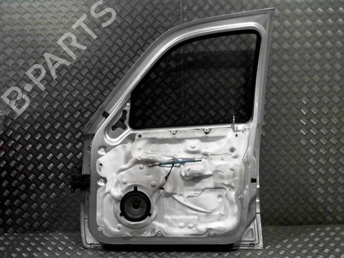 right-front-door-jeep-cherokee-kj-2001-2002-2003-2004-2005-2006-2007-2008-24743710 main image