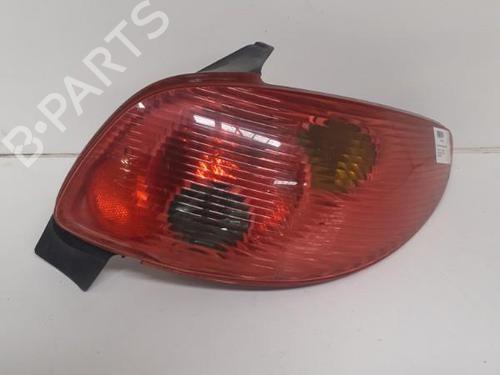 Used Right taillight PEUGEOT 206 Hatchback (2A/C) 1.9 D (69 hp) 24750964