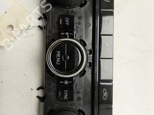 Used Climate control Climate control SKODA KAROQ (NU7, ND7) 1.6 TDI (115 hp) 33305322 33305322