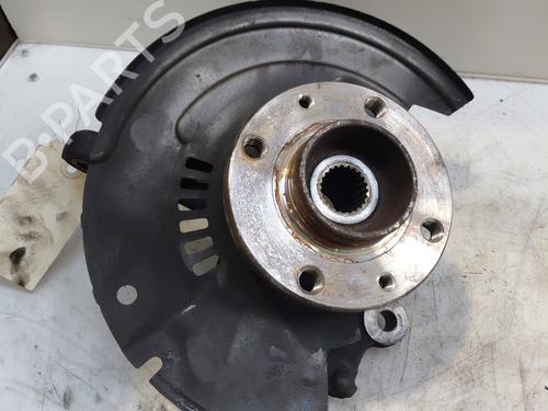 Used Right front steering knuckle Right front steering knuckle RENAULT CLIO V (B7_) 1.0 TCe 90 (B7MT) (91 hp) 32423779 32423779