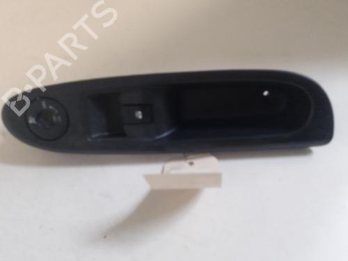Used Right front window switch RENAULT CLIO II (BB_, CB_) 1.5 dCi (B/CB08) (82 hp) 26147339
