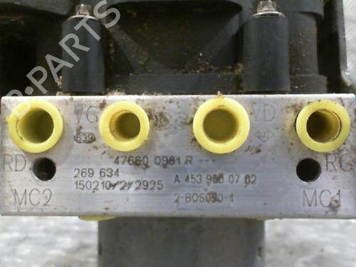 Used ABS pump RENAULT TWINGO III (BCM_, BCA_) 0.9 TCe 90 (BCM9, BCM2) (90 hp) 24755212