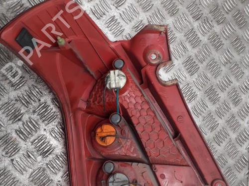 Used Right taillight Right taillight SUZUKI SWIFT III (MZ, EZ) 1.3 DDiS (RS413D) (75 hp) 24751585 24751585