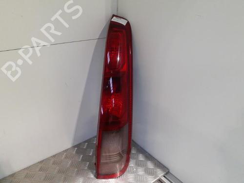 Used Right taillight NISSAN X-TRAIL I (T30) 2.2 Di 4x4 (114 hp) 24742464