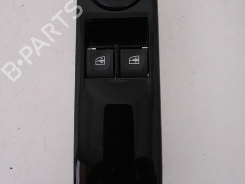 Used Left front window switch RENAULT CLIO IV (BH_) 0.9 TCe 90 (BHNF, BHMA, BHMH, BHJK, BHJR) (90 hp) 26973162