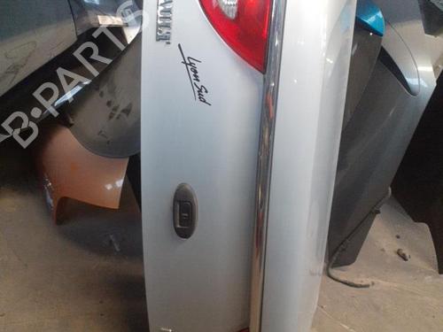 Used Tailgate RENAULT MEGANE I Classic (LA0/1_) 1.6 16V (LA00, LA04, LA0B, LA11, LA16, LA19, LA1J, LA1K,... (107 hp) 24752494